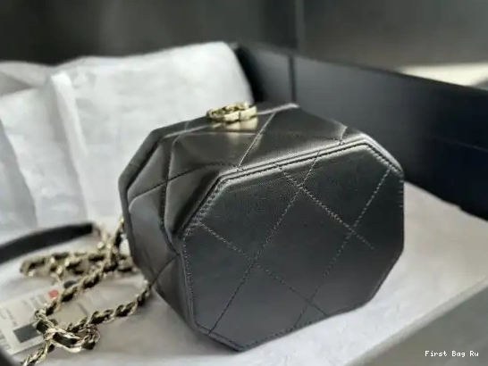 First Bag Ru VANITY CHANEL CASE 0612